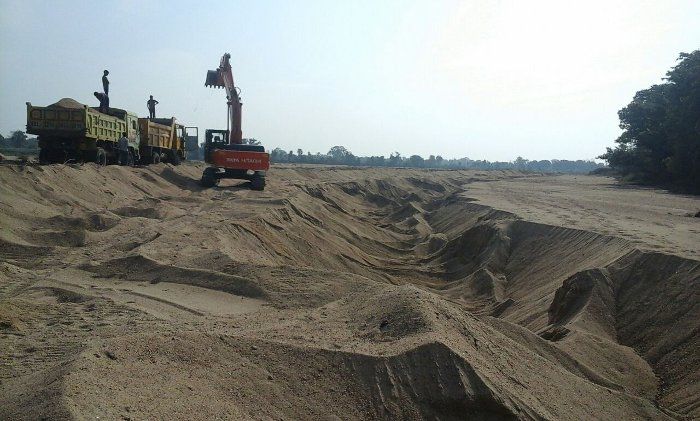 balaghat The effects of sand mining : जीवनदायिनी ही लील रही अन्नदात के खेत