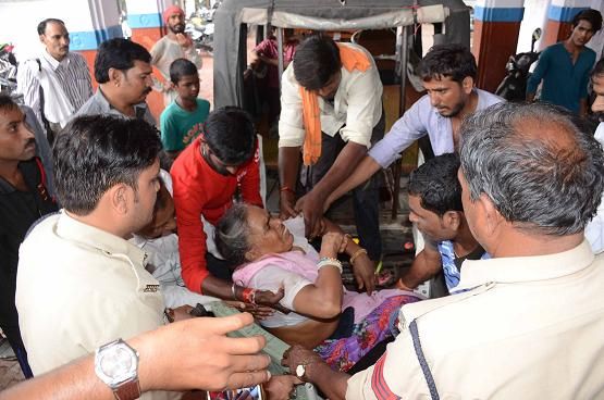 road accident ट्रक और मैजिक की भिड़त में बच्ची की मौत, आठ घायल