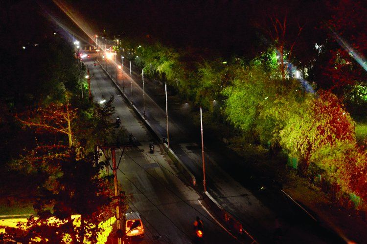 LED lights, हटेगी सोडियम लाइट, एलईडी से रोशन होंगी शहर की सड़कें