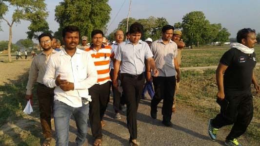 inspection खुले में शौचमुक्त का दावा, डीएम ने खोली पोल