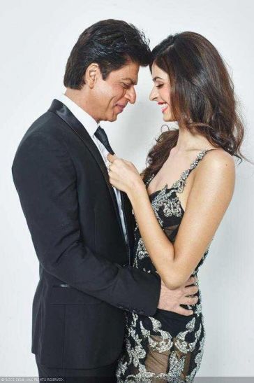 shahrukh khan लखनऊ की इस लड़की से शाहरुख बोले, 'क्या खूब दिखती हो...'