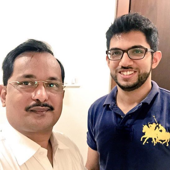 vinay shukla with aaditya thackerey शिवसेना के