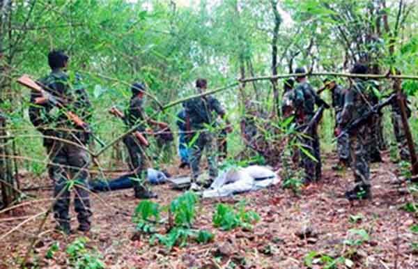 Maoists kill बड़ी खबर: दंतेवाडा़ में नक्सलियों ने कांग्रेसी नेता छन्नूराम की बेरहमी से हत्या