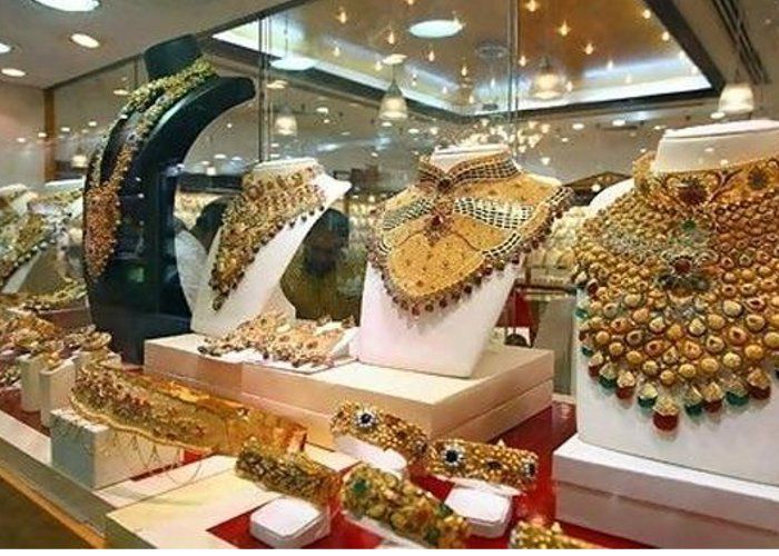 market buzz in Indore घटे भाव पर खुले सोना-चांदी, पढ़ें इंदौर के बाजार की हलचल