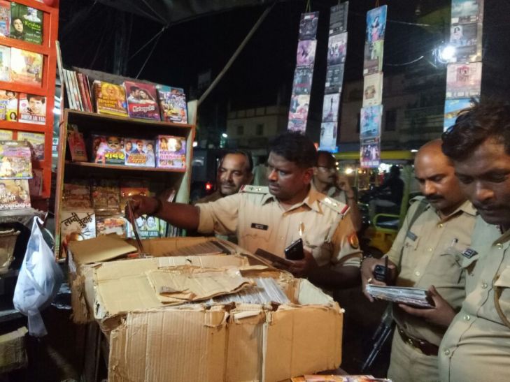 police raid पोर्न के बाजार में रेप के वीडियो की कीमत 50 रुपये