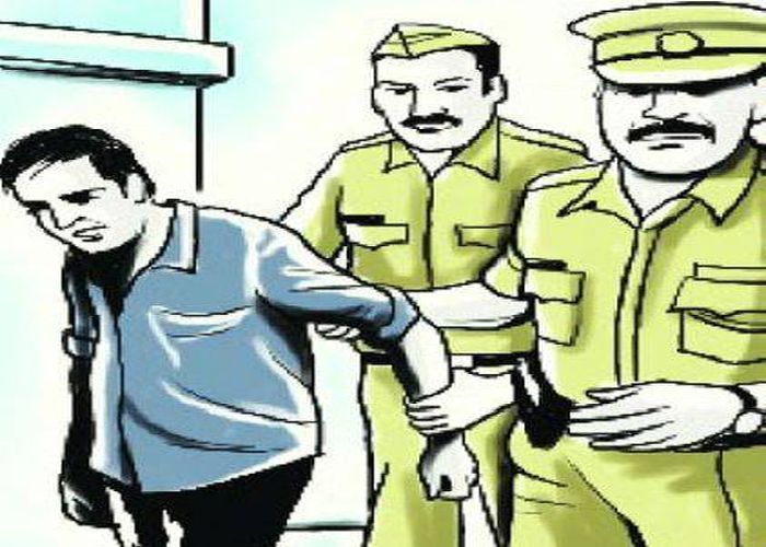 Police arrest आजमगढ़ पहुंची छत्तीसगढ़ पुलिस, महिला समेत तीन को उठाया