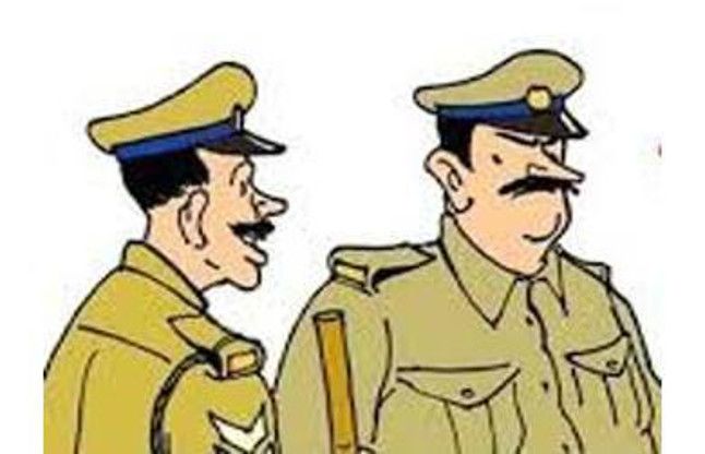 police raids भारत-नेपाल सीमा से 6 करोड़ की चरस की खेप बरामद, तस्कर फरार