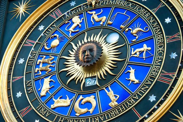 zodiac signs आज का दिन इन राशियों पर पड़ेगा भारी, बाकी को होगा ये बड़ा फायदा