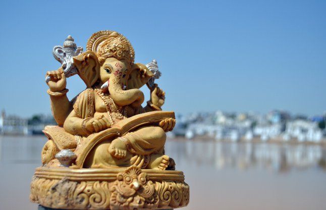 ganesh chaturthi ke upay गणेश चतुर्थी या बुधवार को करें गणेशजी के ये उपाय, तुरंत बदलेगी किस्मत