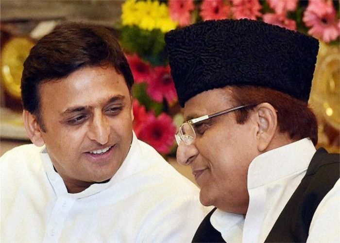 azam and akhilesh yadav देखें वीडियो- अखिलेश बबुआ हैं तो उन्हें गोद में बिठा लें मायावती- आजम खां
