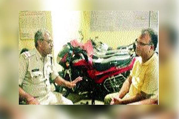 Chit fund company CEO arrested पैसा डबल करने का झांसा देने वाली चिटफंड कंपनी का सीईओ गिरफ्तार