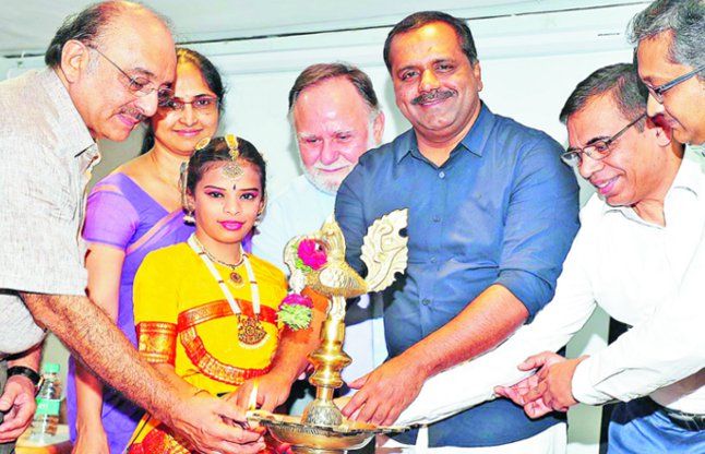 bangalore news नौ लाख जाली राशन कार्ड रद्द : खादर