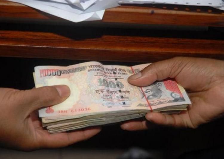 bribe रिश्वतखोर सहायक यंत्री को 3 साल की जेल