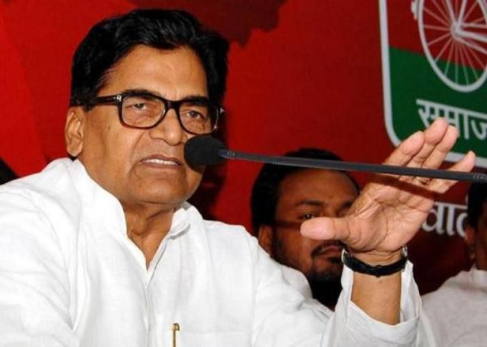Ram Gopal Yadav रामगोपाल ने कहा, फर्जी लोग कर रहे हैं फर्जी बात