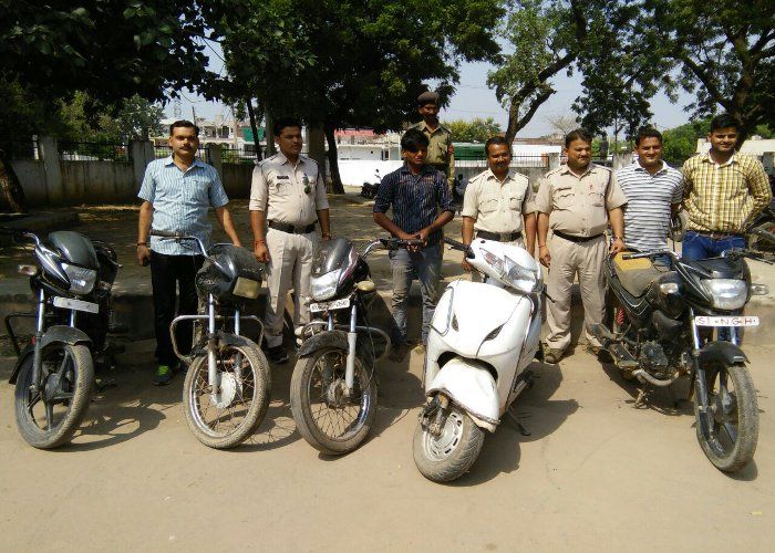 morena चोर गिरफ्तार, चार बाइक व एक स्कूटर बरामद