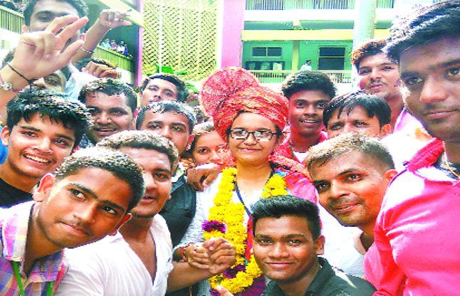 surat बारडोली के दोनों कॉलेजों में एबीवीपी ने मारी बाजी