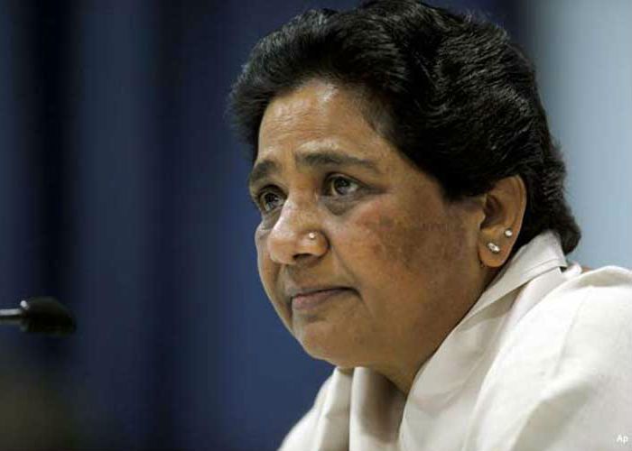 BSP Supremo, Mayawati माया ने बदली चुनावी रणनीति, BDM के बल्ले से करेंगी बैटिंग