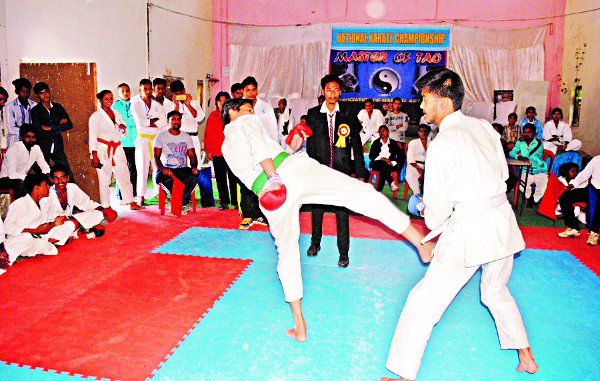 sehore कराटे प्रतियोगिता : खंडवा और टिमरनी के खिलाडिय़ों का रहा दबदबा