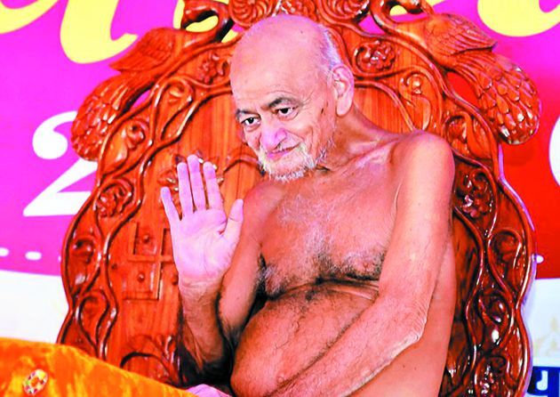 acharya shri did like tea with cardemom, bhopal, a समय, सावधानी का ध्यान रखकर बनाएं कार्य को सफल: आचार्य विद्यासागर