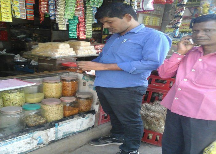 morena 10 दुकानों पर लगाया जुर्माना