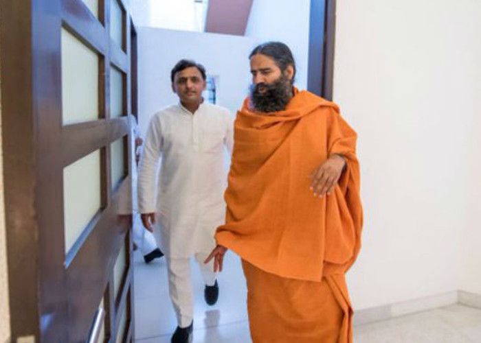 Akhilesh Ramdev बाबा रामदेव पर मेहरबान अखिलेश सरकार, यूपी में फले-फूलेगा कारोबार