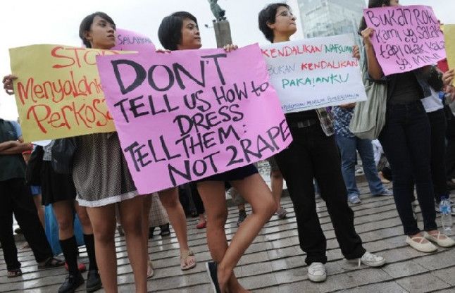 Rape इंडोनेशिया में दुष्कर्मियों को बनाया जाएगा नपुंसक