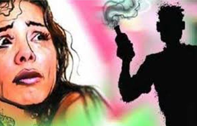 kolkata news 'एसिड अटैक' की शिकार युवती आखिरकार हारी जिंदगी की जंग