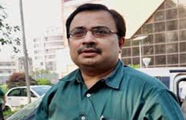 kolkata news हाजिरी लगाने सीबीआई कार्यालय पहुंचे कुणाल घोष