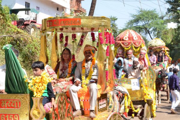 Jain society Pancdshahnika Festival Finale 82 दिन की कठिन तपस्या करने वाले तपस्वियों का वरघोड़ा निकाला