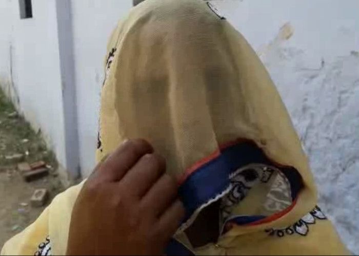 gang rape गंगा स्नान कर लौट रही महिला से तमंचे के बल पर गैंग रेप