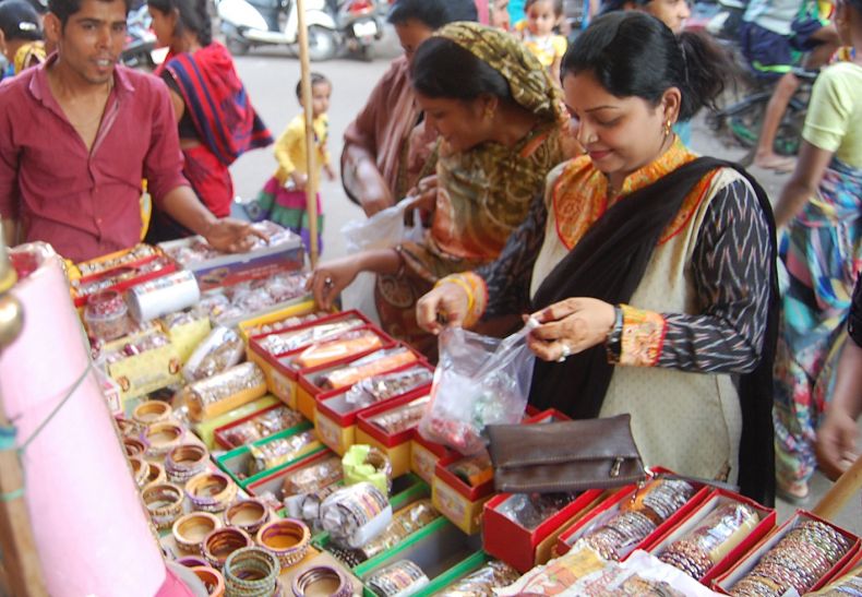 guna पति की लम्बी उम्र के लिए भगवान से मांगा बरदान