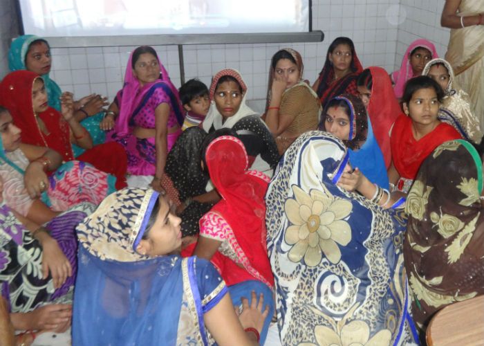 health Check सीएम साहब देखिए आगरा का हाल, बढ़ रहा कुपोषण!