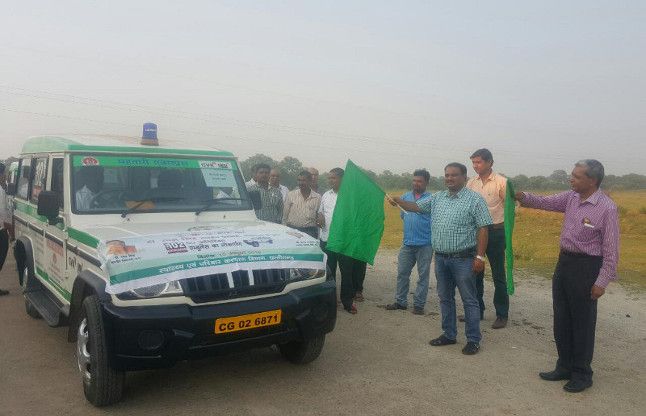 Safe in the district came to deliver three new Mht सुरक्षित प्रसव कराने के लिए जिले में पहुंची तीन नई महतारी एक्सप्रेस