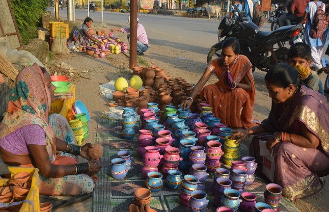 Karwa chouth Today, Moon will await करवा चौथ आज, रहेगा चांद के दीदार का इंतजार