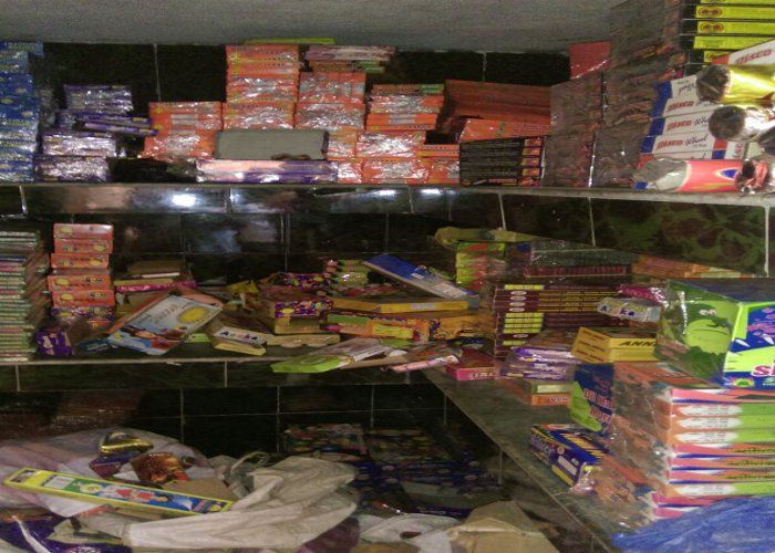 morena पुलिस ने पकड़े नौ लाख के पटाखे