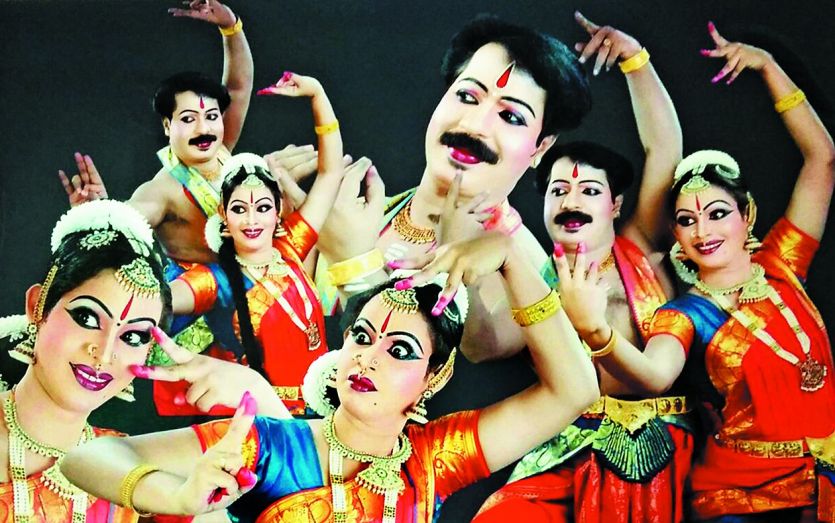 bharatanatyam dance classes,bhopal,bharatanatyam d केरल के नाट्यश्री भोपाल के युवाओं को सिखा रहे हैं भरतनाट्यम, क्लासिकल डांस में थिरक रहे युवा