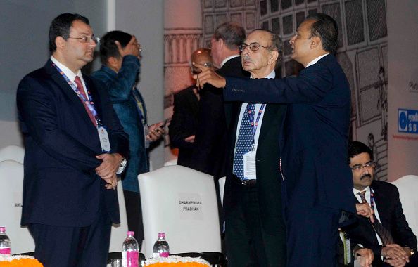 charted plan #GIS 2016: चार्टर प्लेन से आएंगे 50 उद्योगपति, हिंदुजा-गोदरेज भी शामिल