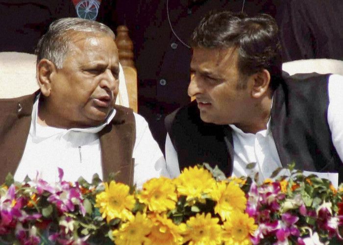 Akhilesh Mulayam सपा में उत्तराधिकार की लड़ाई हुई और तेज, मुलायम ने बुलाई अहम बैठक
