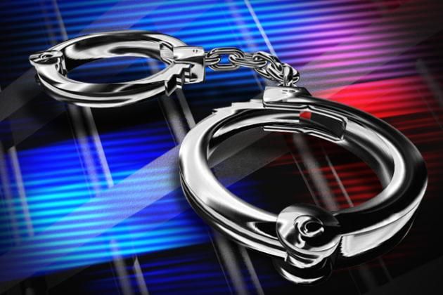 arrested अवैध वसूली के आरोप में जीआरपी पुलिस गिरफ्तार