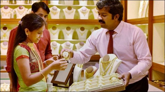 Gold Import Duty सोने के आयात में बड़ी गिरावट, सरकार कर रही नीतियों की समीक्षा