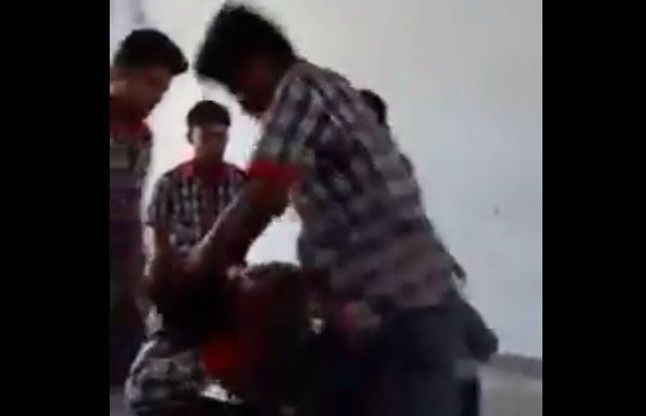 KV student thrashed बिहार : दलित छात्र की पिटाई के मामले में प्रिंसिपल निलंबित