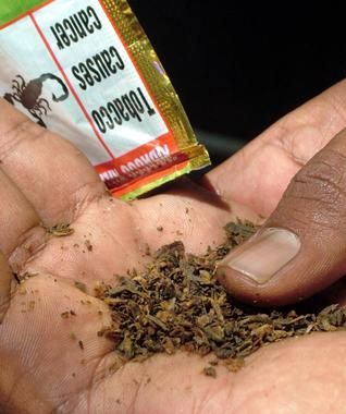 pan masala पान मसाले के साथ मुफ्त तंबाकू दी तो होगी कार्रवाई