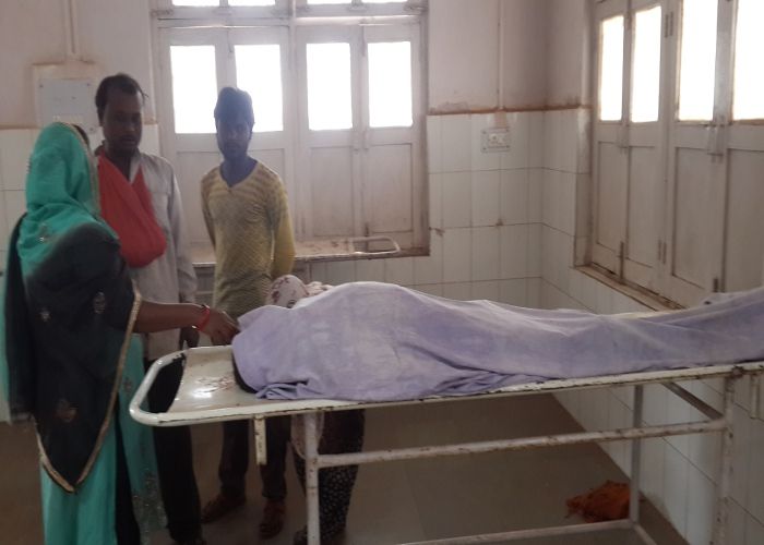 shivpuri टीबी से युवक की मौत, चार घंटे रखा रहा शव