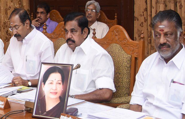 chennai news मुख्यमंत्री का फोटो सामने रखकर हुई सचिवालय में कैबिनेट की बैठक