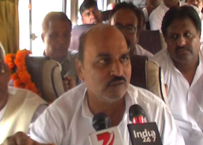 Yogender कांग्रेस व बीजेपी के बीच जुबानी जंग