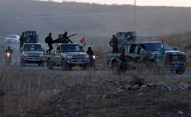 Iraq military action ISIS मोसुल में नागरिकों को बना रहा है 'मानव ढाल'