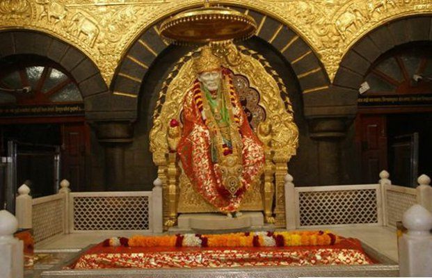 sai baba इंदौर में भी है शिर्डी वाले का धाम, 45 साल से लग रही भक्तों की भीड़