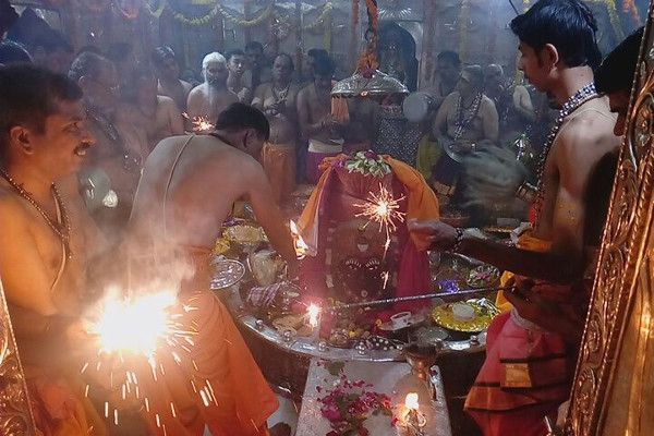 Diwali Festival At Mahakal Temple On Roop Chaturdashi - दीपावली के पहले