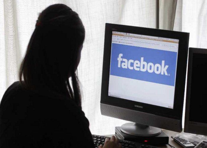facebook user सोशल साइट को बनाया जरिया, छात्रा को मनचला कर रहा परेशान