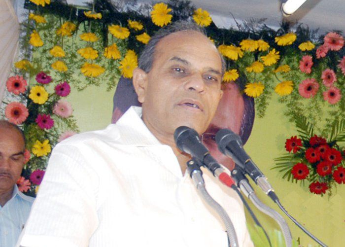 gorishankar bisen मंत्री बिसेन बोले बिल्डिंग टपकी तो आपको भी टपका दूंगा